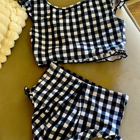 Vintage Inspired High-Waisted Gingham bikini. - Picture 2 of 2